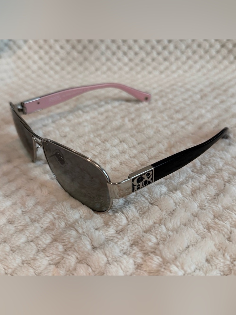 Coach Kristina HC7003 Charity Edition Aviators with Case - Picture 6 of 13